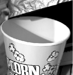 爆米花桶中含致癌荧光增白剂 如此