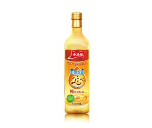 亚油王红花籽油包装设计案例赏析